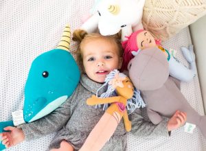 EllyLou-organic stuffed animals and child